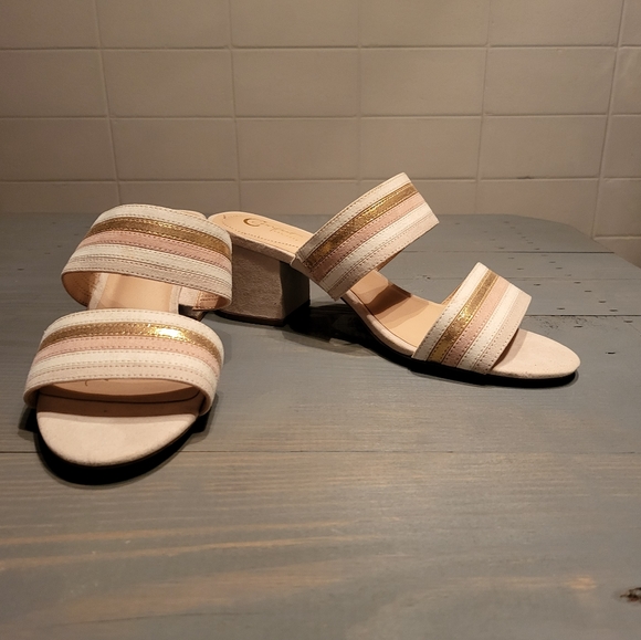 C Comfort Sandals - Picture 3 of 6